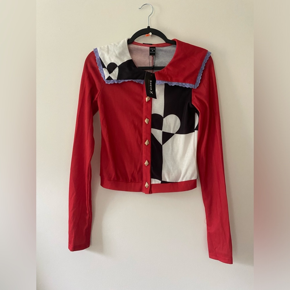 5 for 25 🎄
Price Firm Clown style long sleeve top